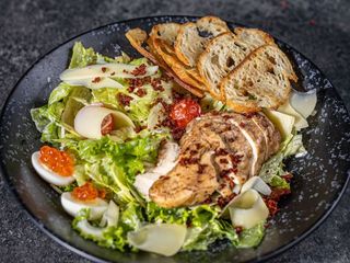 Салат Цезар