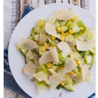 Айсберг с пармезан и слънчоглед