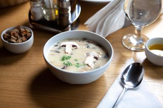 Supă cremă de ciuperci