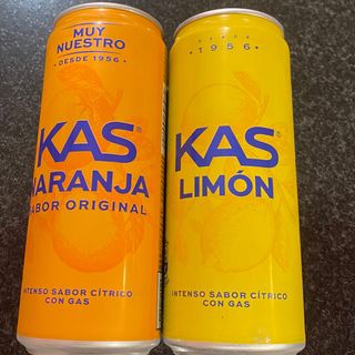 703. Kas Naranja lata 330ml.