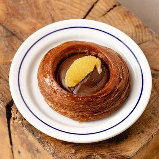 Tarte flan de chocolate e laranja