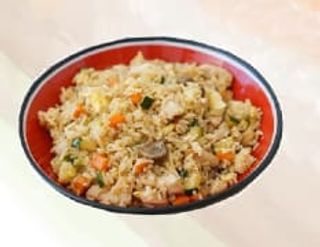 C1. Yakimeshi Arroz Con Huevo Y Verduras