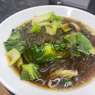 Sopa De Tallarines De Fécula Con Verduras