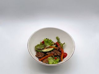 Салат зі свининою