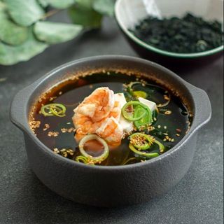 Միսո ապուր մանրածովախեցգետնով