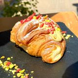 Кроасан с шамфъстък