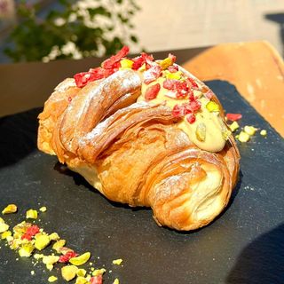 Кроасан с шамфъстък