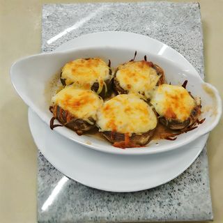 Пълнени гъбки четири сирена