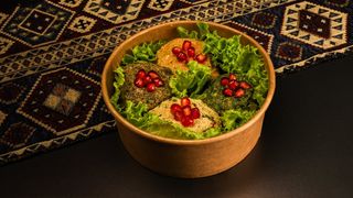 ნიგვზიანი ფხალის ასორტი