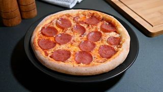 Pizza Salami Ø 24cm