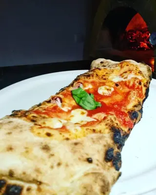 Pizza Rellena Ripiena (30 cm.)
