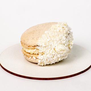 Десерт "Macarons-Raffaello" BIG (0,045 кг)