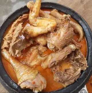 Soupe De Poulet ( Entier ) + Accompagnement