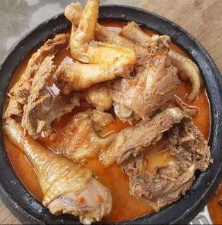 Soupe De Poulet ( Entier ) + Accompagnement