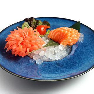 133.Sashimi De Salmón (8 Pzs.)