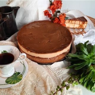 Tarta De Queso y crema de pistacho(1 Porción)