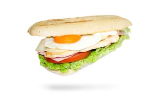 Prego de Frango no Pão