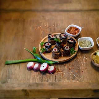 ბადრიჯანი ნიგვზით