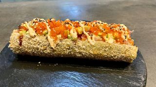 Суши хот дог креветка (380г)