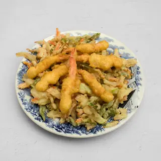 Tempura Mixta De Verduras Y Gambas