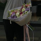 11 гілочок Еустоми 