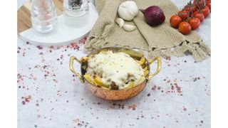 Pulled pork loaded fries