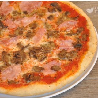 Prosciutto, funghi