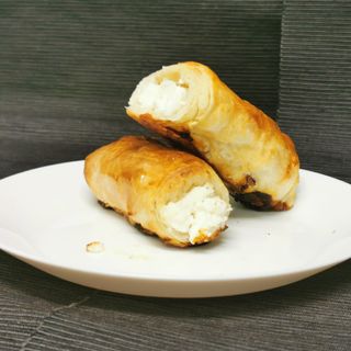 Баница на хапки със сирене и масло