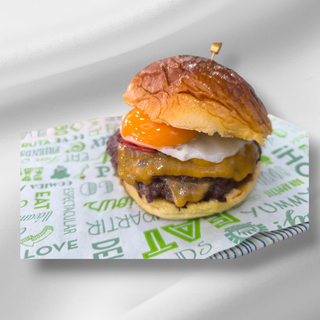Chesse burguer con huevo 