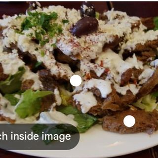 Plato carne y falafel