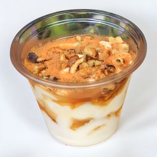 Гръцки био мед, кисело мляко, канела и орехи