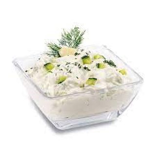 Домашна Снежанка с пресни краставици (200г)