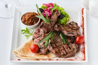 Телятина на кістці