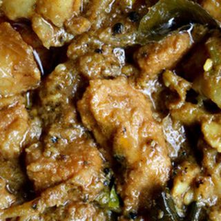 Свинско с къри (500г)