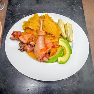 local chicken served with parsley potatoes or Matooke & steamed rice