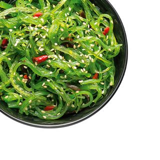  Хіяші вакаме з кунжутом