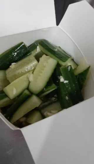 Salata de castraveti