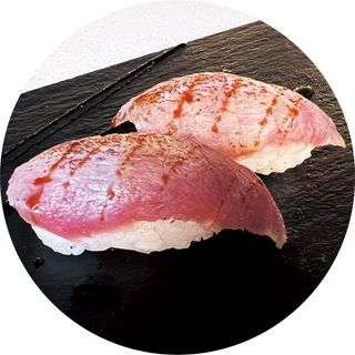 137. Nigiri De Atún Flameado (2 Uds.)