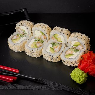 Рол Філадельфія з креветкою в темпурі в кунжуті (280г)