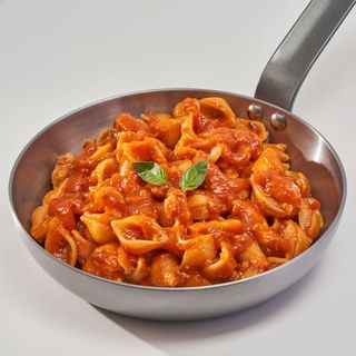 Pasta con salsa Ragù alla Bolognese