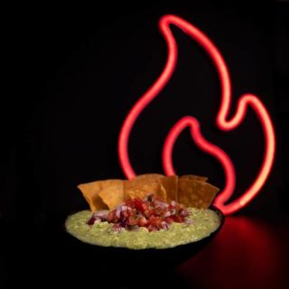 GUACAMOLE CON TOTOPOS
