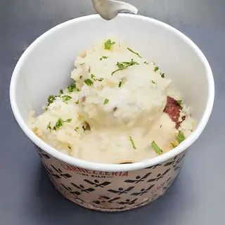 Polpette con salsa al formaggio