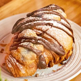 Crookie (croissant + cookie)