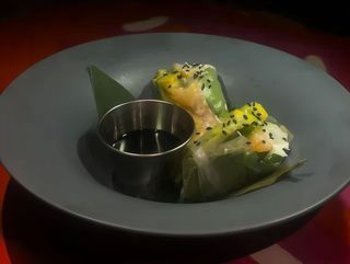 СПРІНГ РОЛ З КРЕВЕТКОЮ (130g)