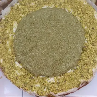 Tarta De Queso Porción Dubai, Chocolate Blanco Y Pistacho