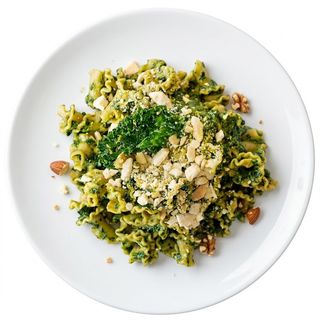 Pasta Con Pesto De Albahaca