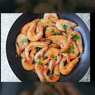 Camarão Frito com Alho