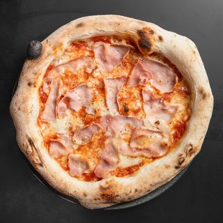 Pizza Vesuvio