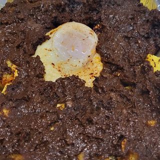 Torto con huevo y matachana