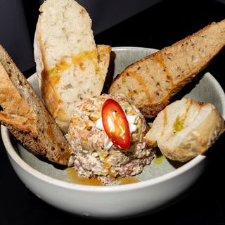 Тартар з лосося